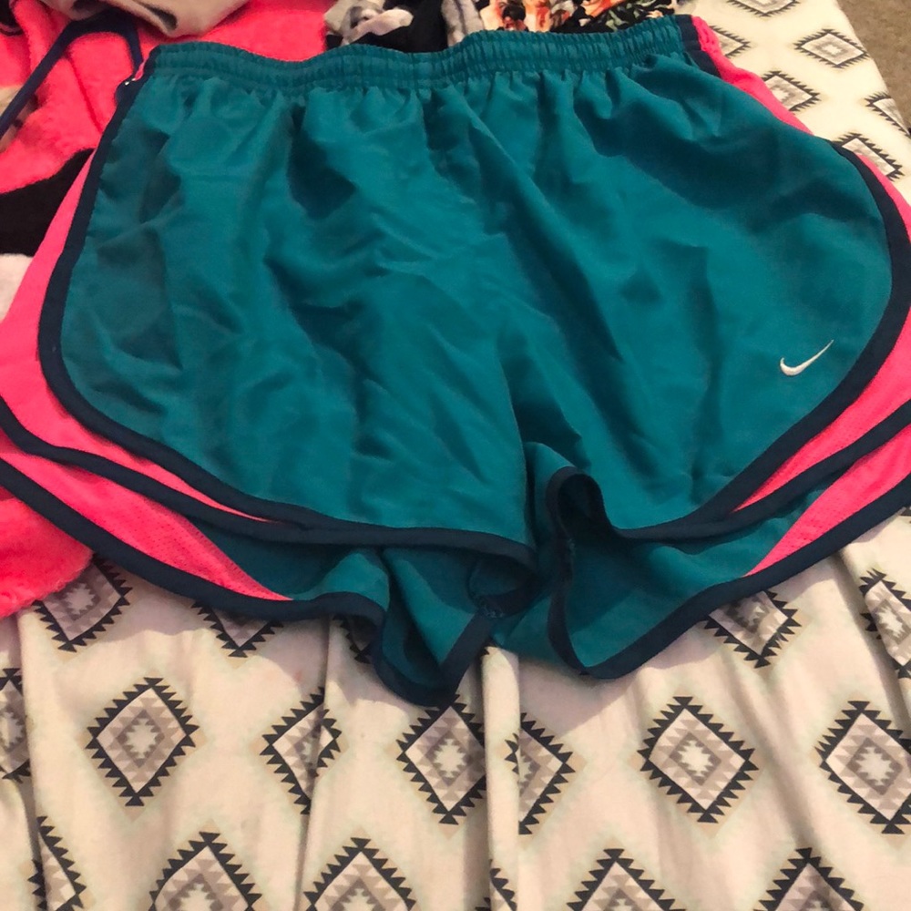 Nike short